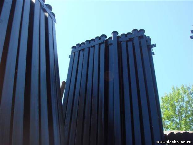 Металлические столбы